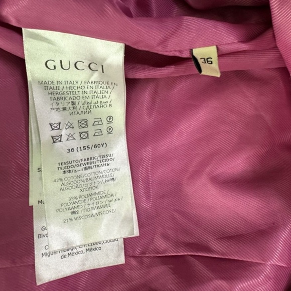 Authentic beautiful Gucci pink tweed belted jacket in very good condition - Picture 15 of 16